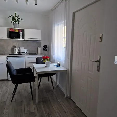Apartment Nefelejcs Studioapartman