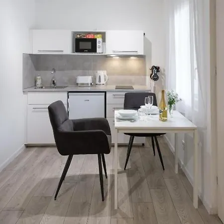 Appartement Nefelejcs Studioapartman *