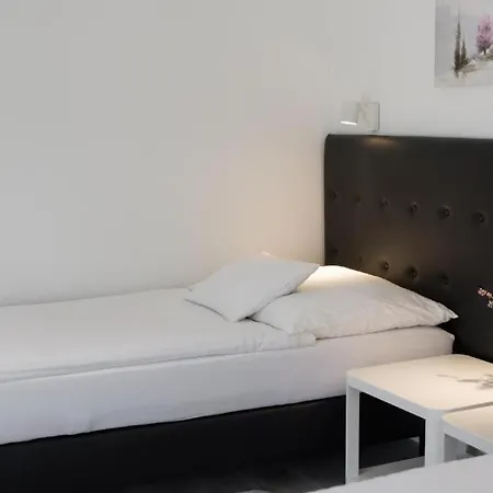 Nefelejcs Studioapartman *